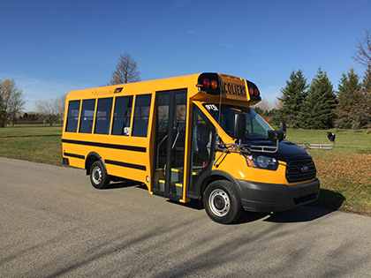 Minibus-scolaire