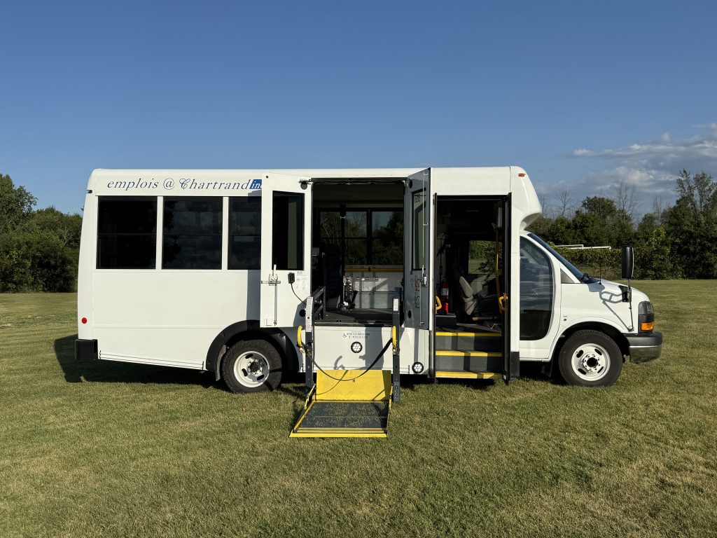 Location minibus adaptés 3 IMG_1469M